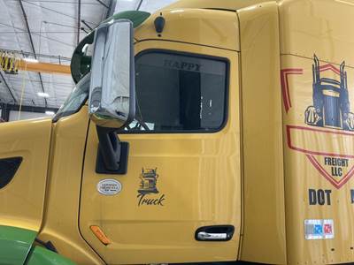 Peterbilt 579 Cab Assembly