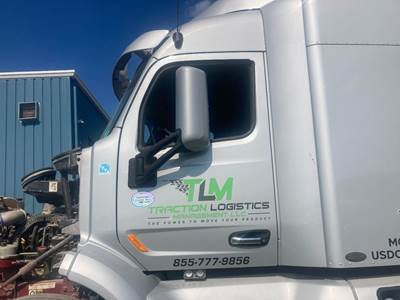 Peterbilt 579 Cab Assembly