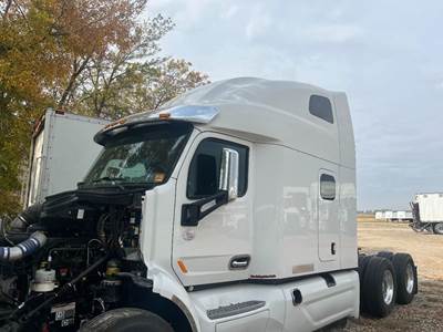 Peterbilt 579 Cab Assembly