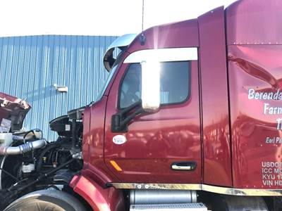 Peterbilt 579 Cab Assembly