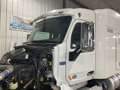 Peterbilt 579 Cab Assembly