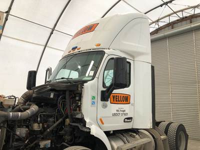 Peterbilt 579 Cab Assembly