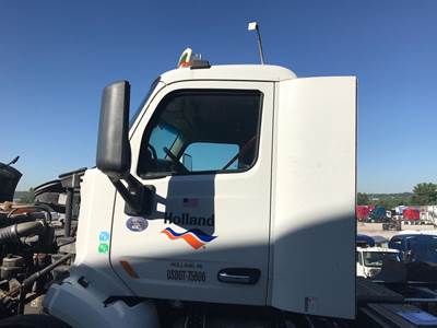 Peterbilt 579 Cab Assembly