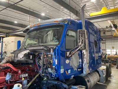 Peterbilt 579 Cab Assembly
