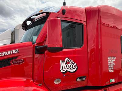 Peterbilt 579 Cab Assembly