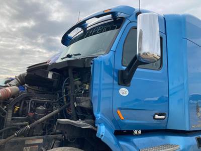 Peterbilt 579 Cab Assembly
