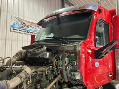 Peterbilt 579 Cab Assembly