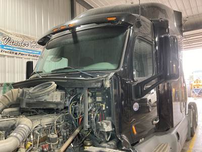 Peterbilt 579 Cab Assembly