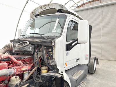 Peterbilt 579 Cab Assembly