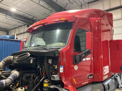 Peterbilt 579 Cab Assembly