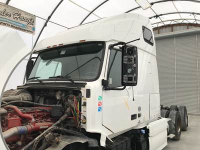 Volvo VNL Cab Assembly