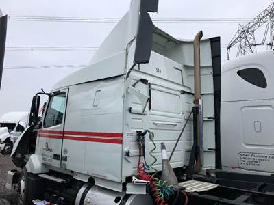 Volvo VNL Cab Assembly