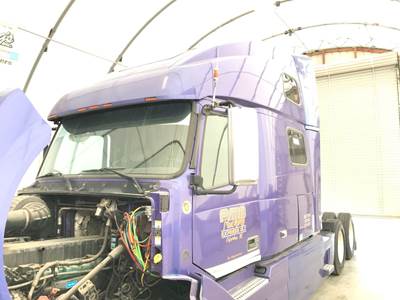 Volvo VNL Cab Assembly