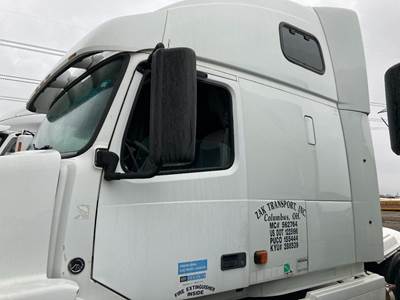 Volvo VNL Cab Assembly