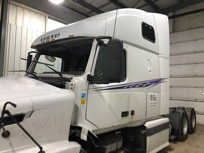 Volvo VNL Cab Assembly
