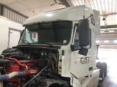 Volvo VNL Cab Assembly