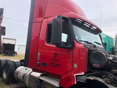 Volvo VNL Cab Assembly