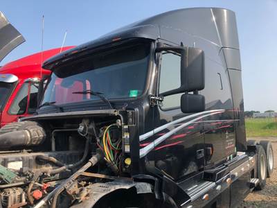 Volvo VNL Cab Assembly