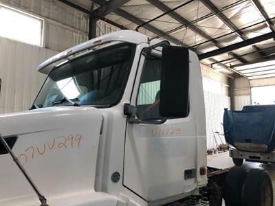 Volvo VNL Cab Assembly