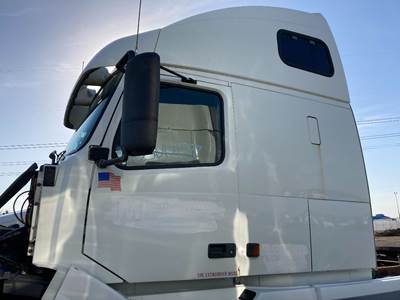 Volvo VNL Cab Assembly