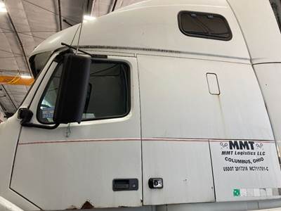 Volvo VNL Cab Assembly