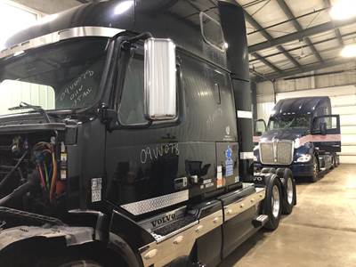 Volvo VNL Cab Assembly