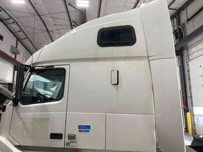 Volvo VNL Cab Assembly