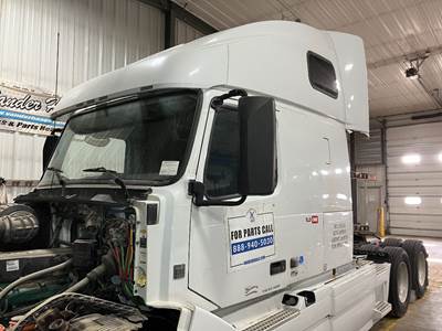 Volvo VNL Cab Assembly