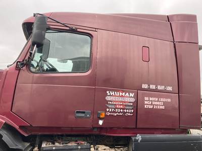 Volvo VNL Cab Assembly