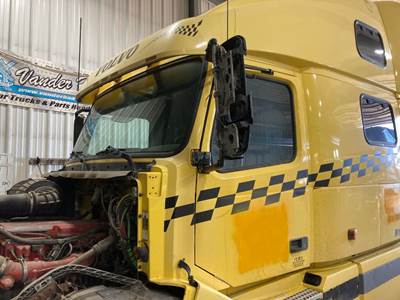 Volvo VNL Cab Assembly