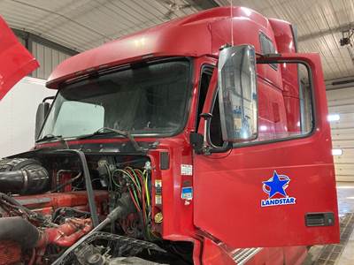 Volvo VNL Cab Assembly