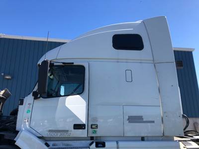 Volvo VNL Cab Assembly