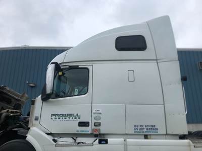 Volvo VNL Cab Assembly