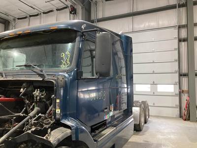 Volvo VNL Cab Assembly