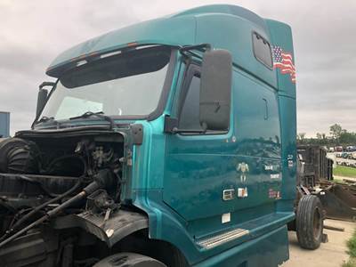 Volvo VNL Cab Assembly