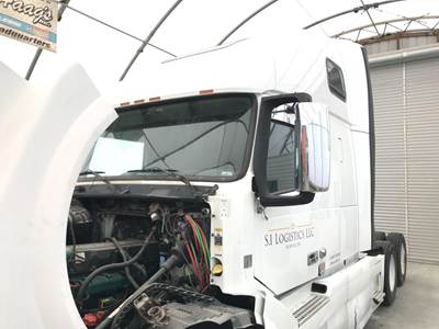Volvo VNL Cab Assembly