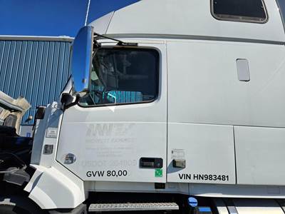 Volvo VNL Cab Assembly