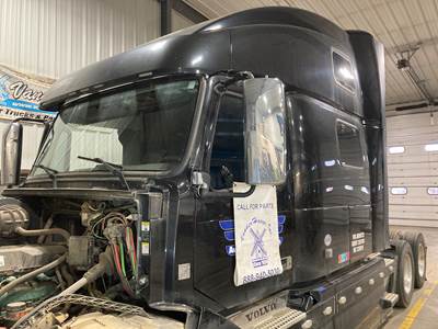 Volvo VNL Cab Assembly