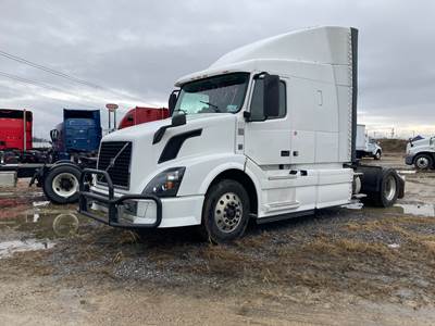 Volvo VNL Cab Assembly