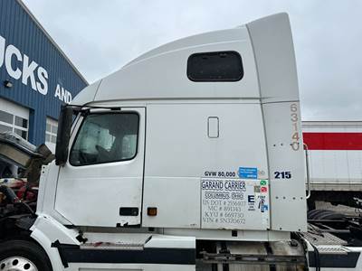 Volvo VNL Cab Assembly