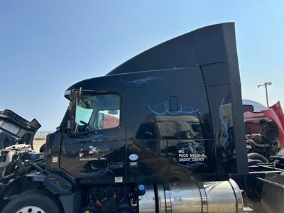 Volvo VNL Cab Assembly