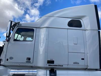 Western Star 5700 Cab Assembly