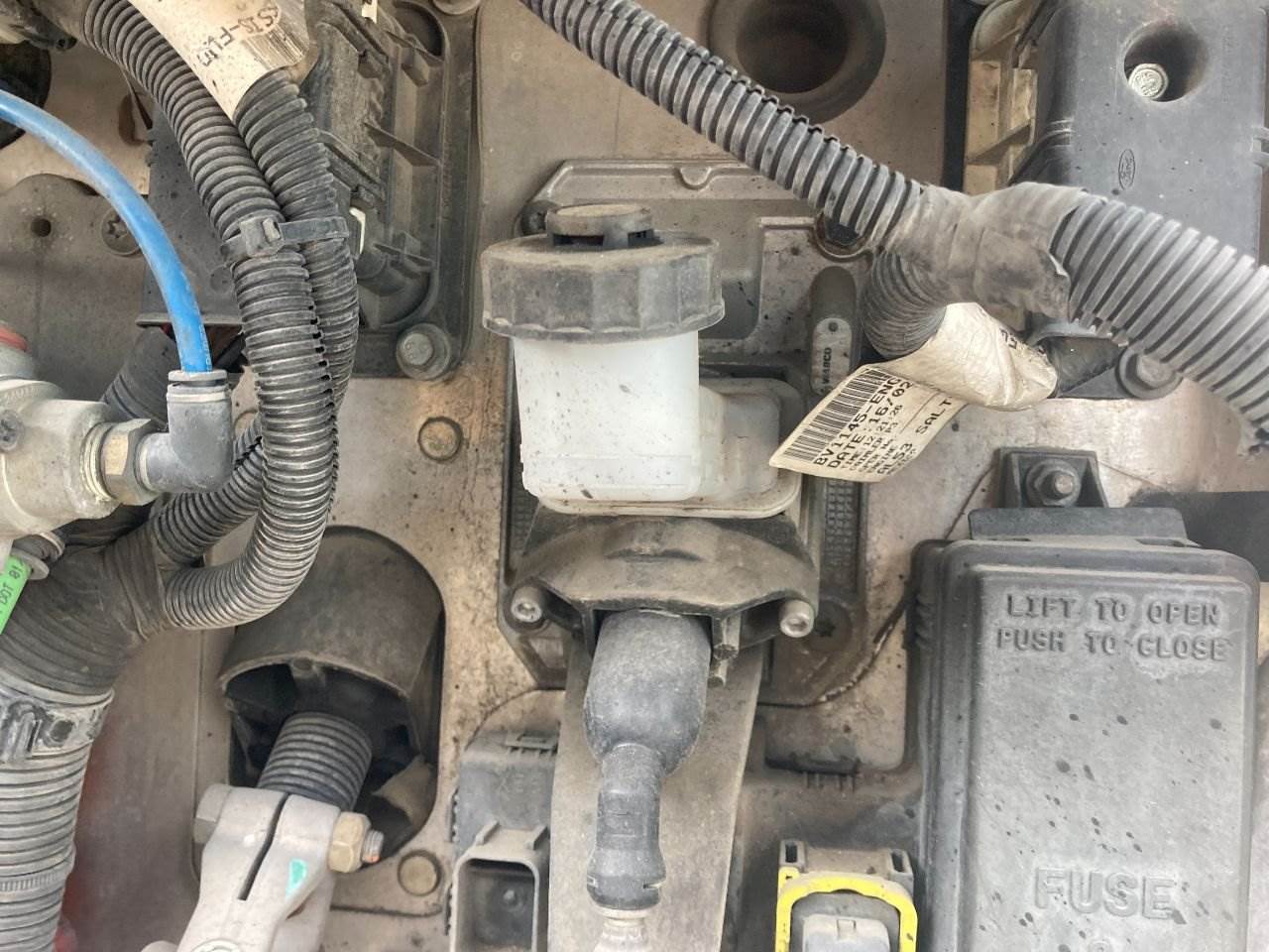 2013 Freightliner Cascadia Clutch Master Cylinder For Sale Kansas