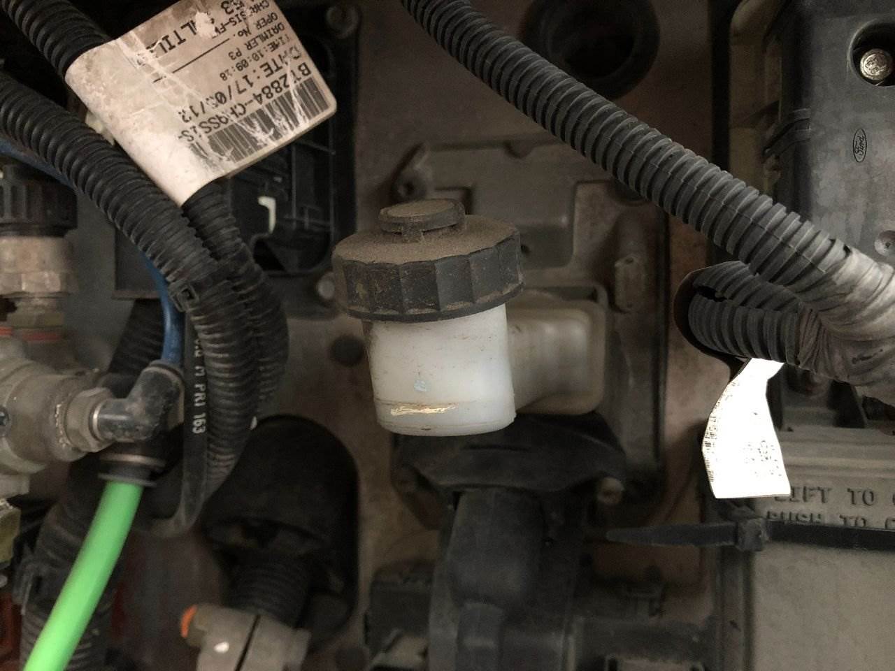 2013 Freightliner Cascadia Clutch Master Cylinder For Sale Council