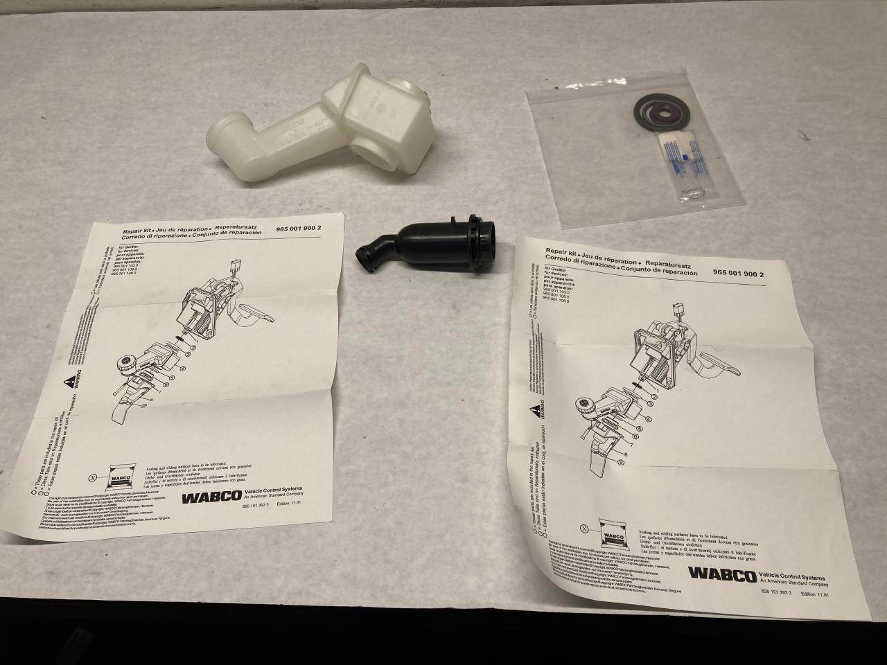 2017 Wabco 9650019002 Clutch Master Cylinder for a Freightliner