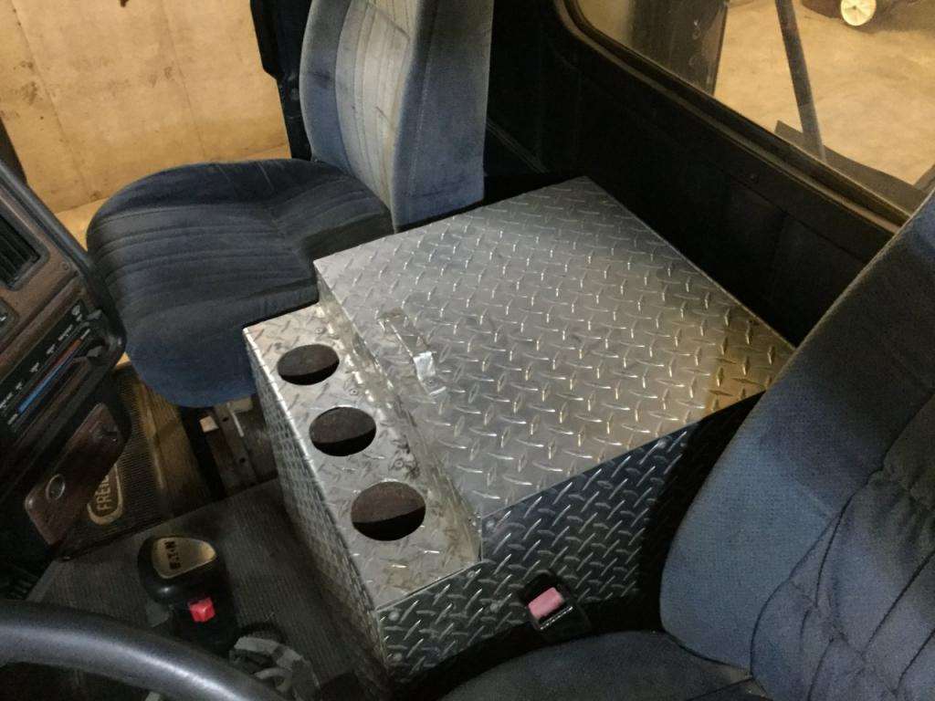 2001 Freightliner FLD112 Console For Sale Kansas City 