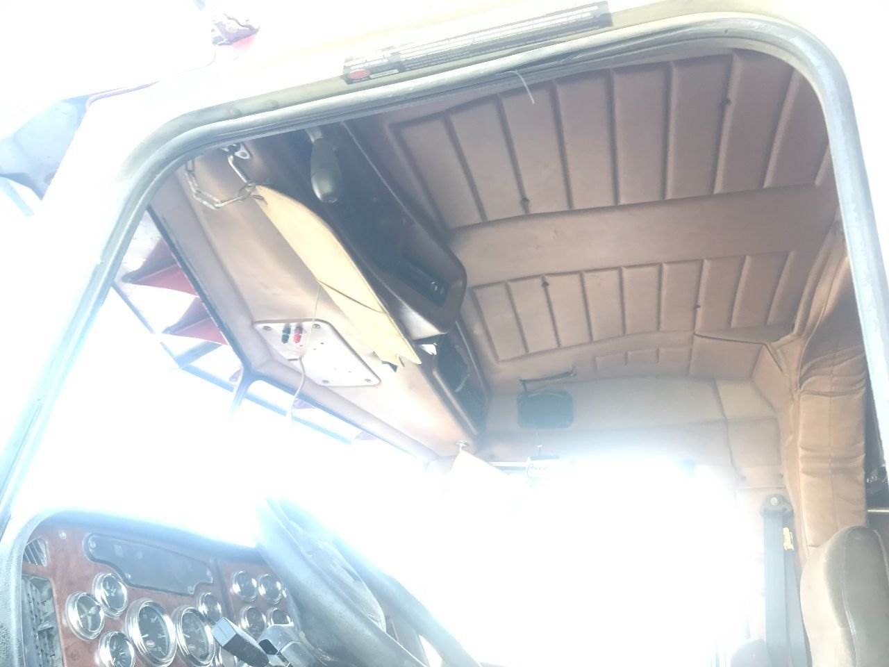 2002 Peterbilt 379 Console For Sale Kansas City, MO 25285069