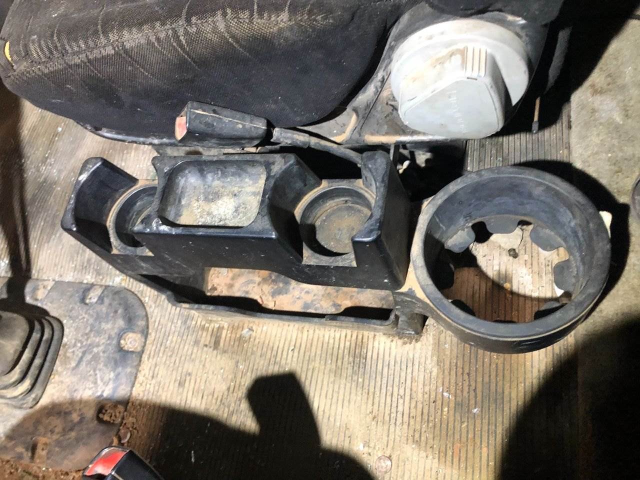 2015 Peterbilt 389 Console For Sale Sioux Falls, SD 25487845