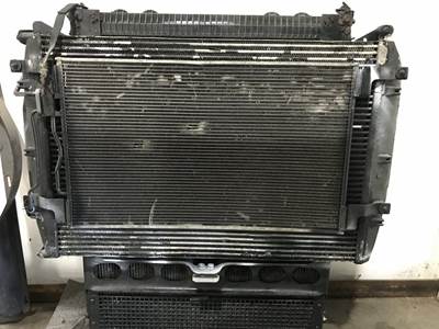 Freightliner Century Class 120 Cooling Assembly for a Freightliner C120 Century