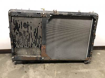 International 5900i Cooling Assembly
